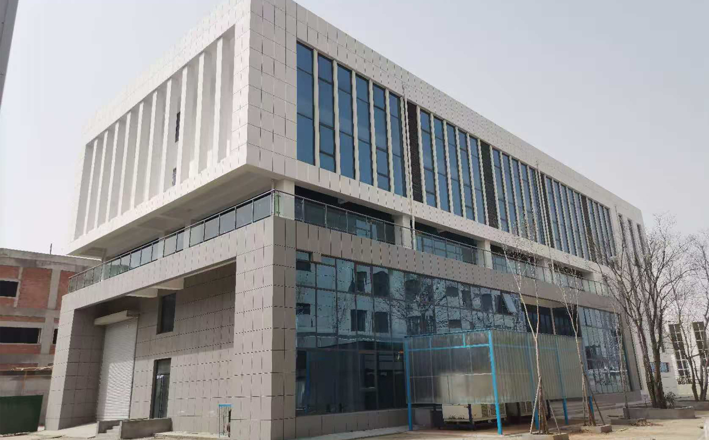 2024年，山東省諾為流動化學研究院有限公司二期基建項目完工，實驗設備安裝及調試完成，并正式投入使用。